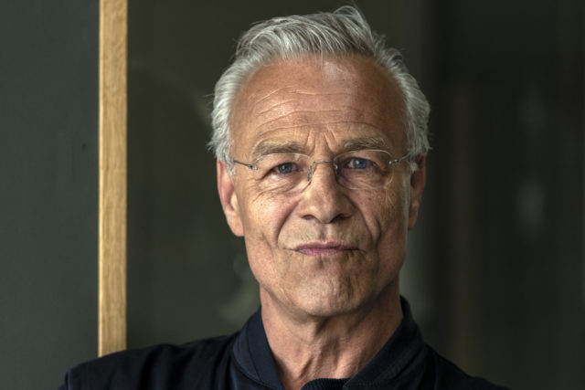 Klaus J. Behrendt am Filmset zur Tatortfolge "Niemals ohne mich"