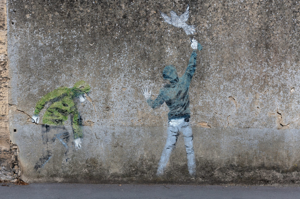 Banksy in Bayeux, gefunden am 16. Juni 2019 an einer Mauer